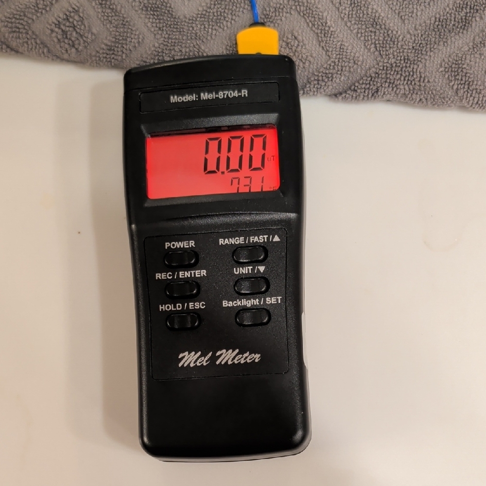 Mel Meter Digital Moisture/Temperature Meter - Black with Red Display